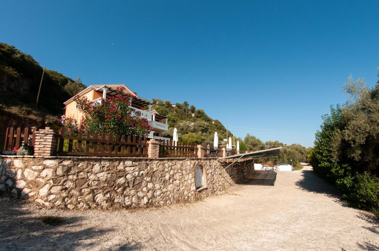 Ithaki Holidays Apartament *