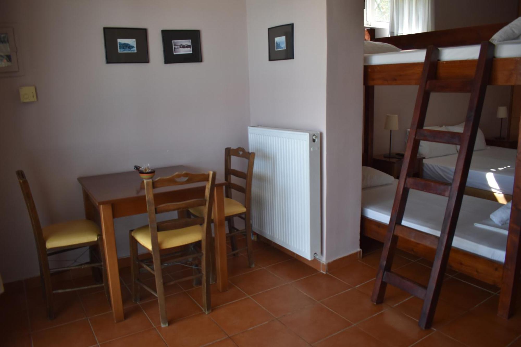 Ithaki Holidays Apartament Frínion